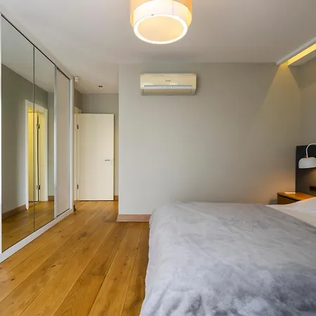 Luxury 1 Bedroom With Seaview, High End Decoration * Istanbul