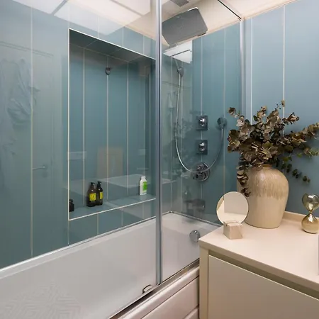 Luxury 1 Bedroom With Seaview, High End Decoration Lägenhet Istanbul