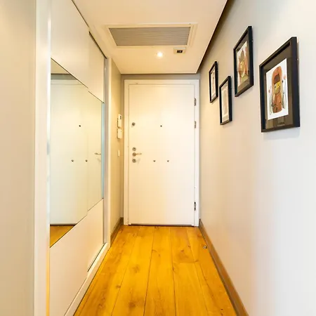 Luxury 1 Bedroom With Seaview, High End Decoration * Istanbul