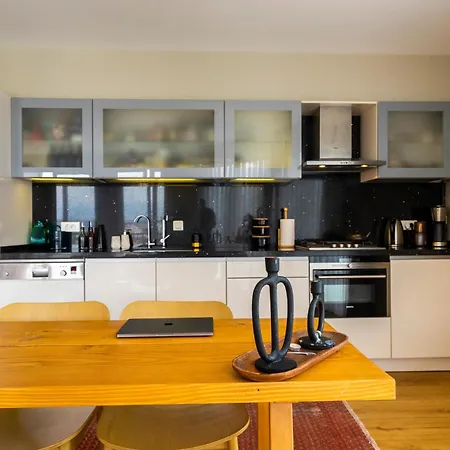Luxury 1 Bedroom With Seaview, High End Decoration